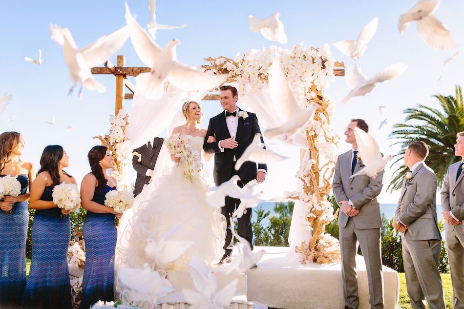 doves, dove release, wedding, all white wedding, orange county florist, bel air bay club, flowers by cina, wedding flowers