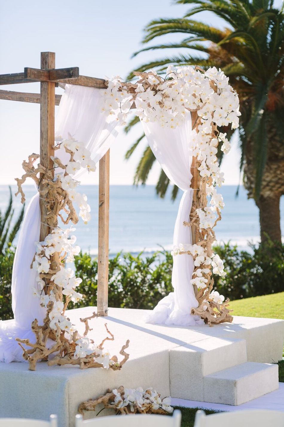 arch, beach wedding, all white wedding, wedding flowers, orange county florist, bel air bay club, flowers by cina