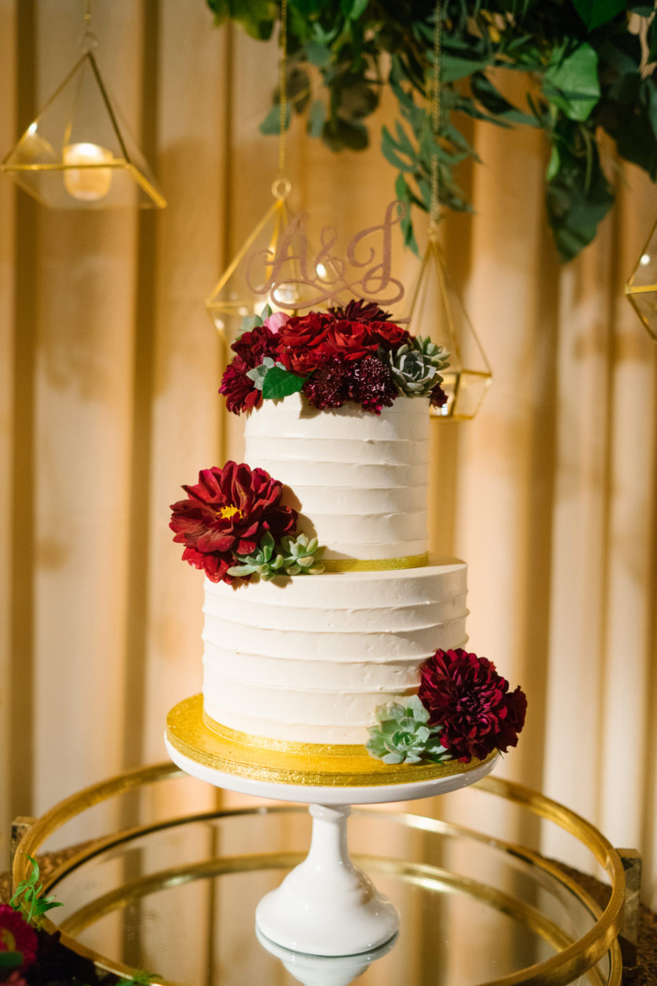 floral design, florist, wedding florist, wedding flowers, orange county weddings, orange county wedding florist, orange county florist, orange county floral design, flowers by cina, cake, wedding cake, white cake
