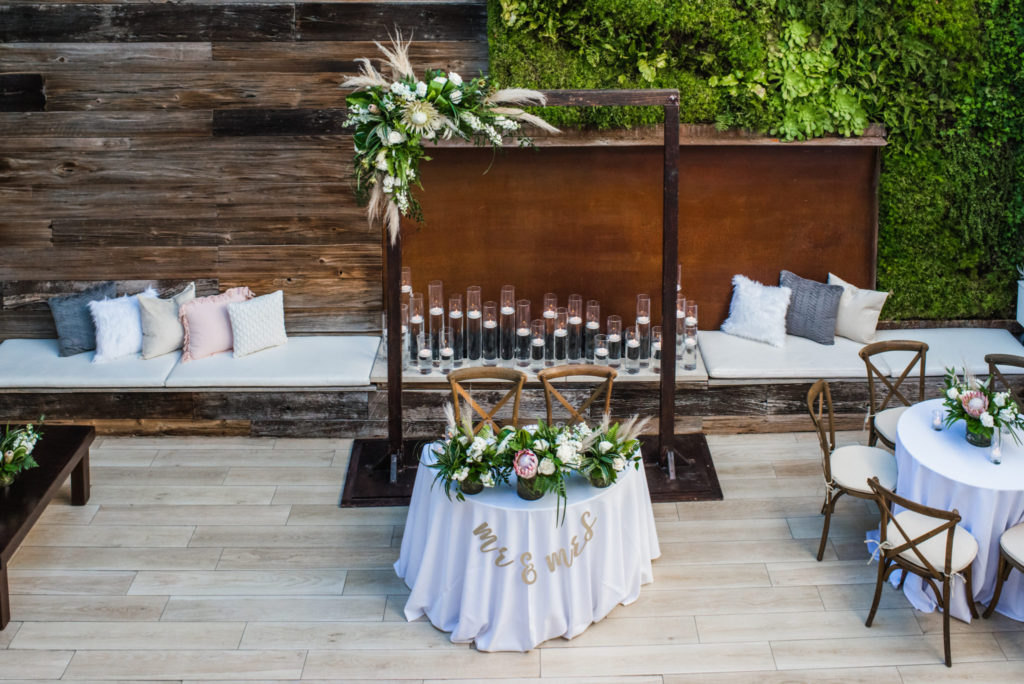 floral arch, sweetheart table, contemporary floral arch, floral design, florist, wedding florist, wedding flowers, orange county weddings, orange county wedding florist, orange county florist, orange county floral design, flowers by cina
