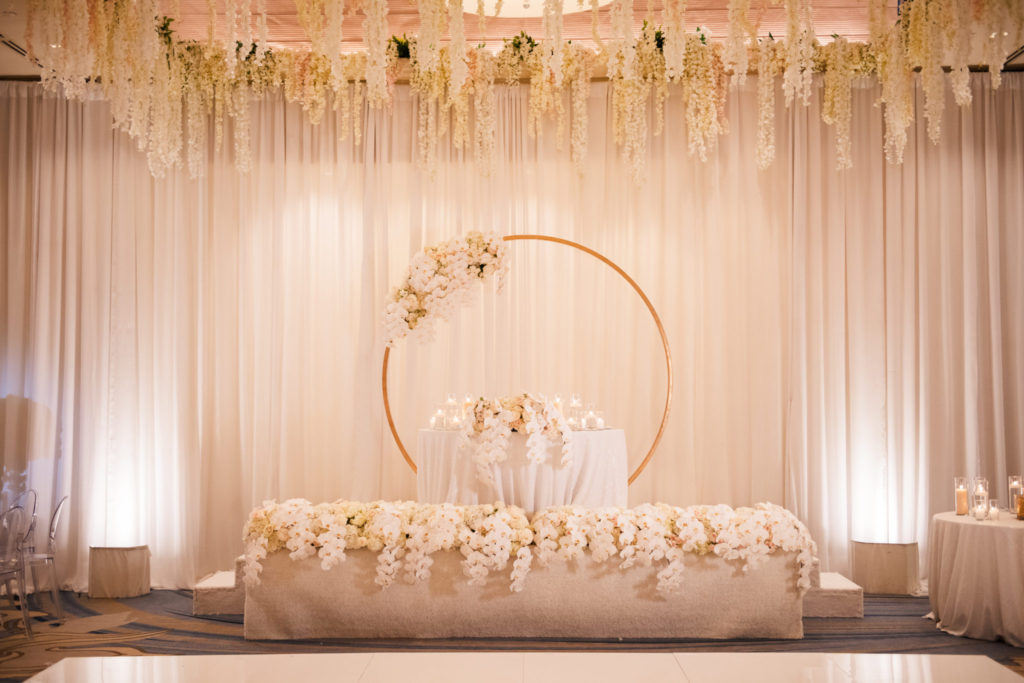 memorable sweetheart tables, floral design, florist, wedding florist, wedding flowers, orange county weddings, orange county wedding florist, orange county florist, orange county floral design, flowers by cina
