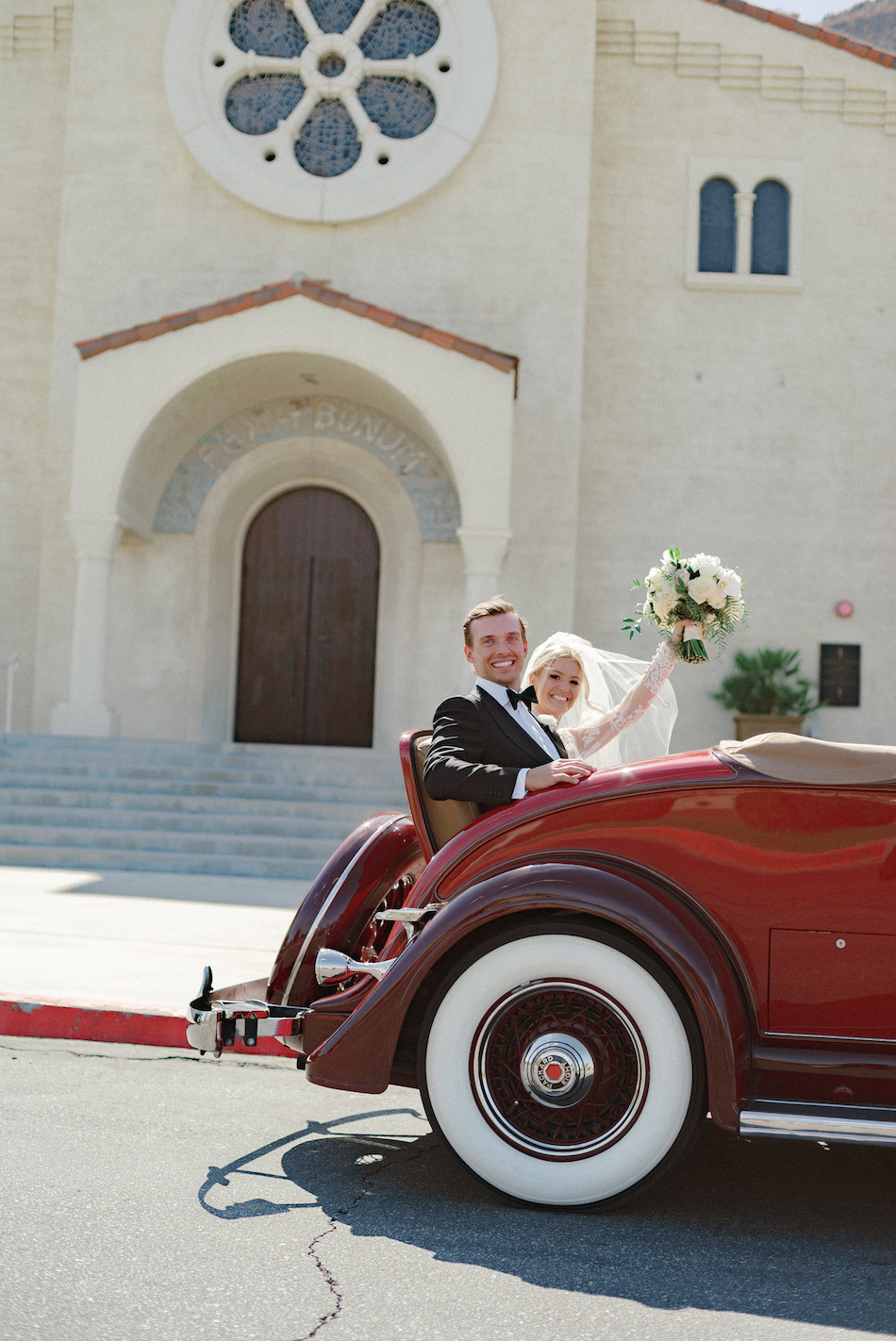 red car, vintage car, newlyweds, floral design, florist, wedding florist, wedding flowers, orange county weddings, orange county wedding florist, orange county florist, orange county floral design, flowers by cina