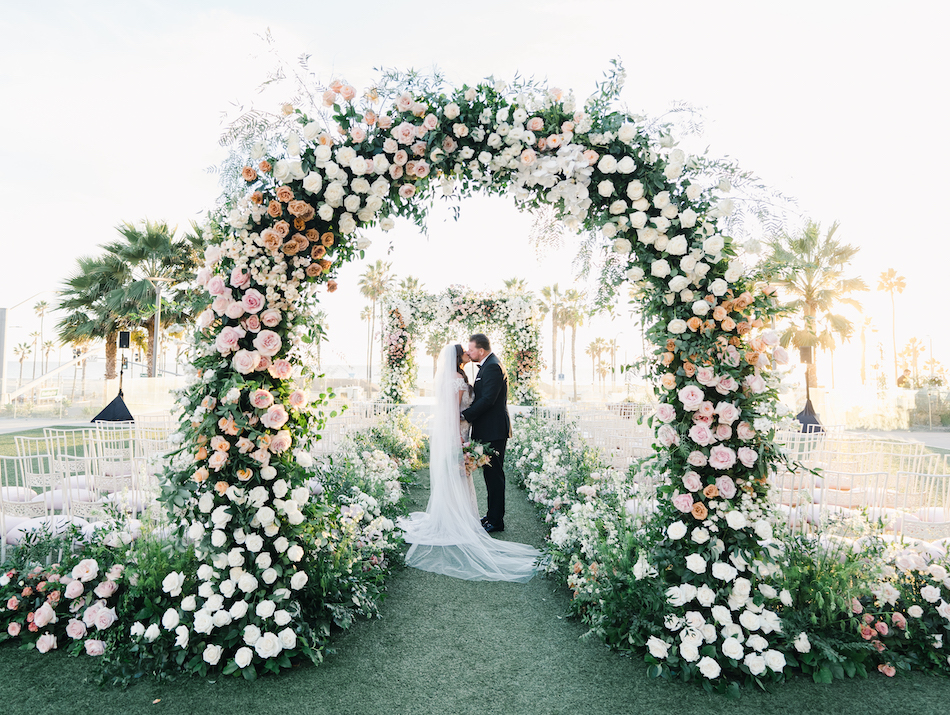 floral design, florist, wedding florist, wedding flowers, orange county weddings, orange county wedding florist, orange county florist, orange county floral design, flowers by cina, floral arch, ceremony arch, floral structure